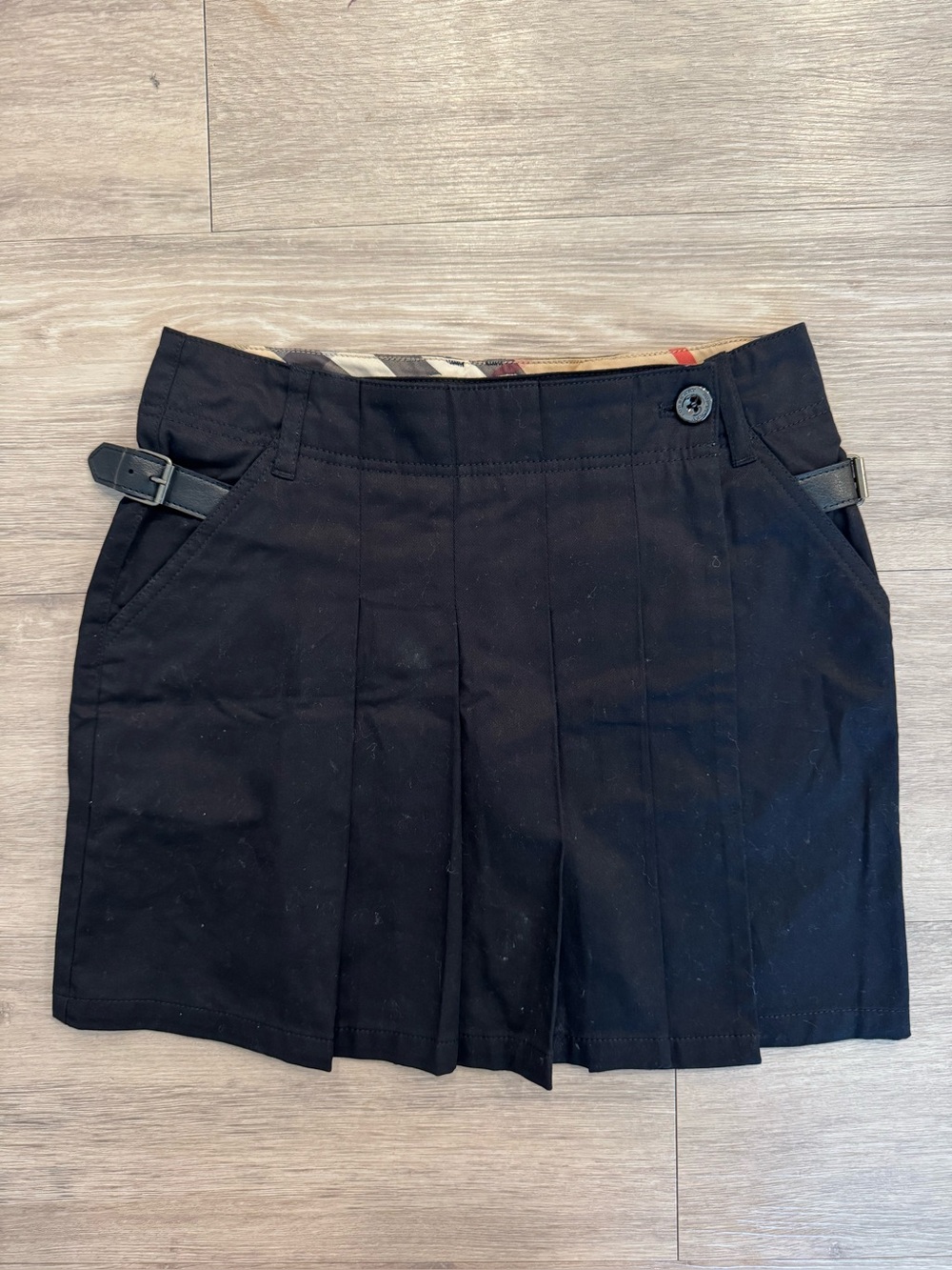 Burberry Black Pleated Mini Skirt with Side Buckles